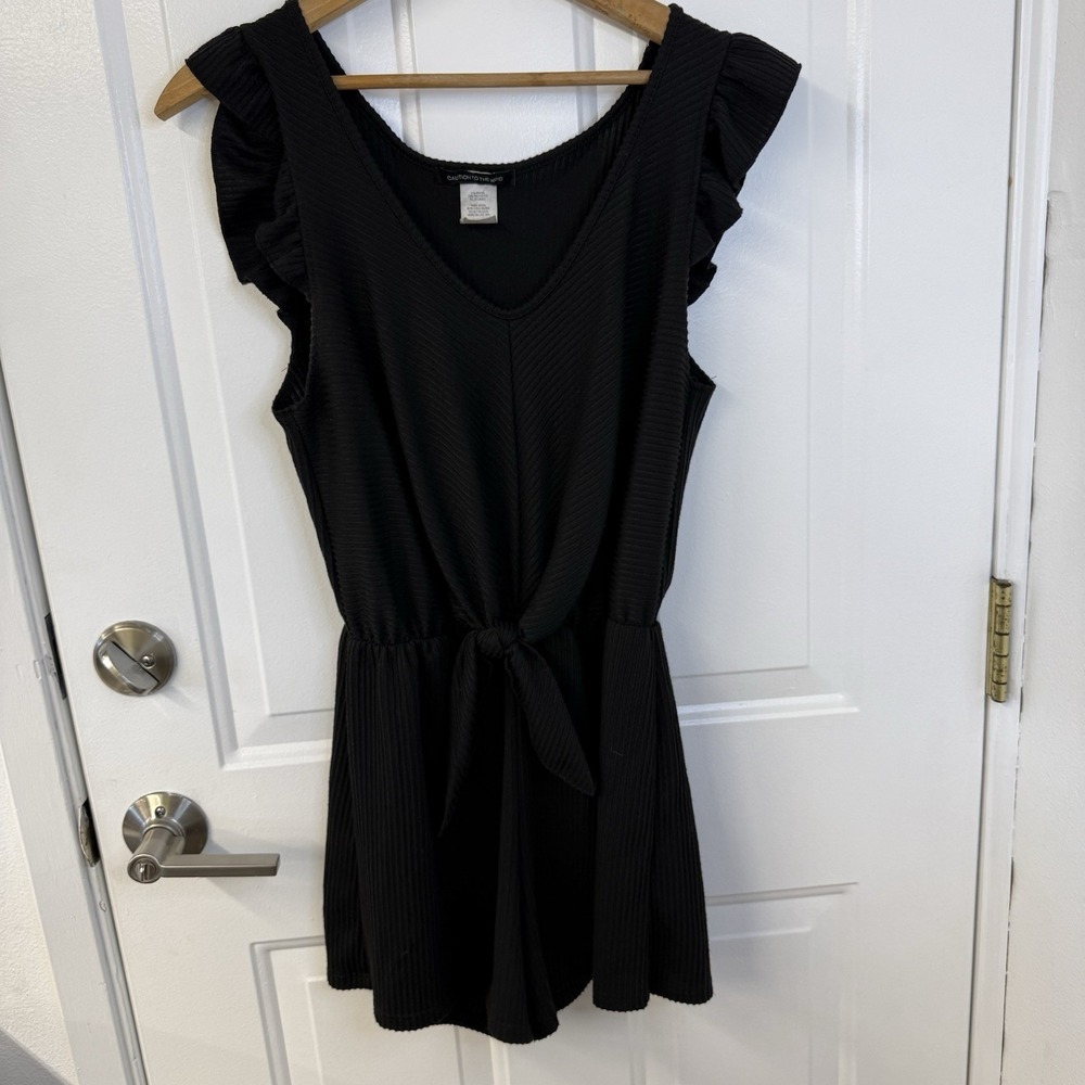 Caution To The Wind Shorts Romper Tie Waist Ruffle Sleeve Black Vneck Size Med